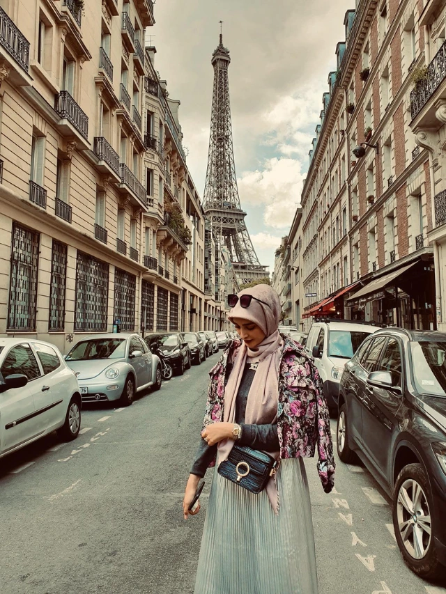 نقاط عطف و بحرانهای آناشید حسینی؛ روایت تکامل یک پرسونای عمومی