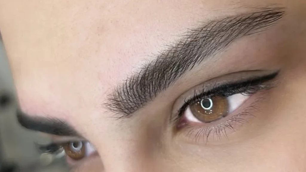 مراحل ترمیم ابرو بعد از میکروبلیدینگ